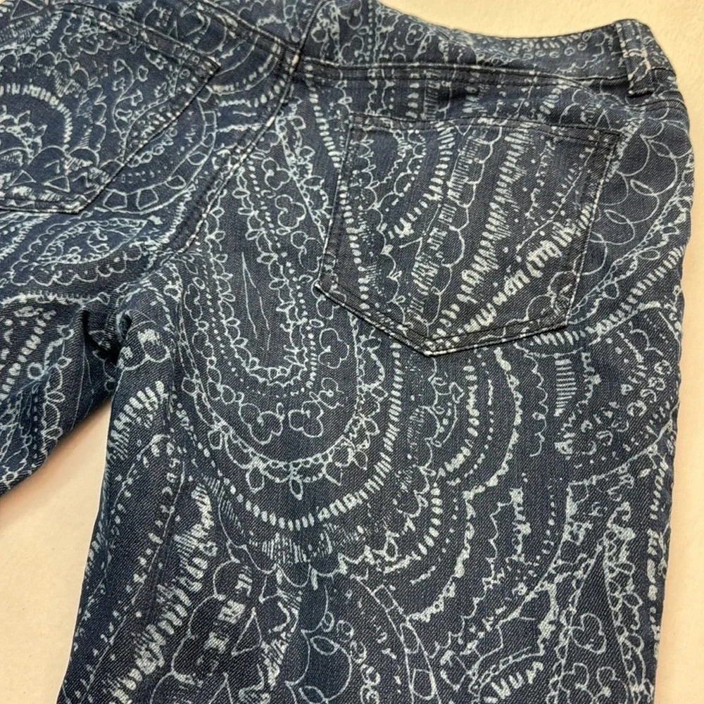 Chico’s Platinum Denim Paisley Ankle Jeans CHICOS 0 or size 4 / 6 XS blue